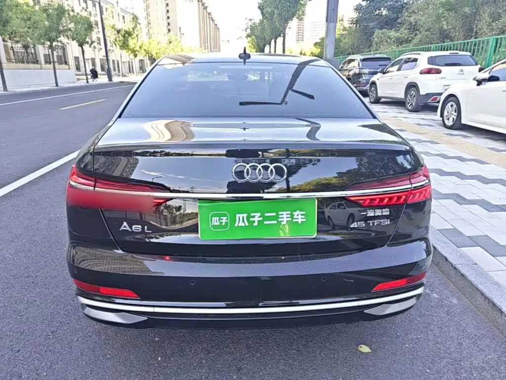 Audi A6L — миниатюра 6
