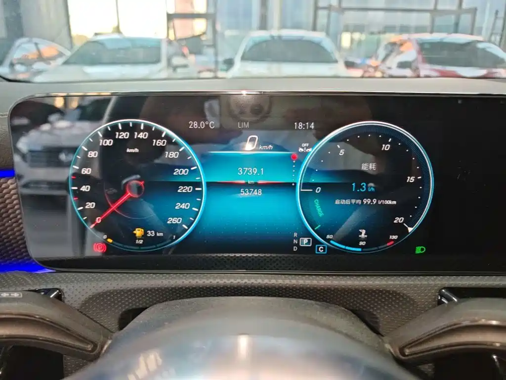 Mercedes-Benz A-Class — миниатюра 12