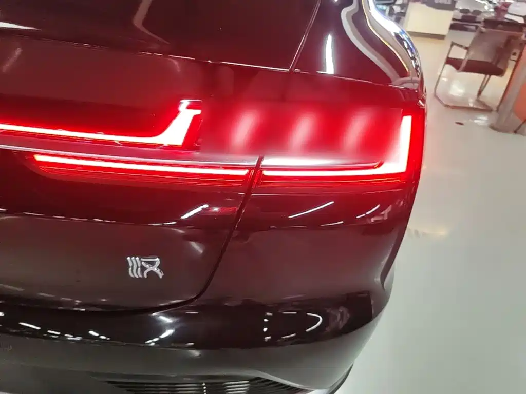 BYD Han — миниатюра 8