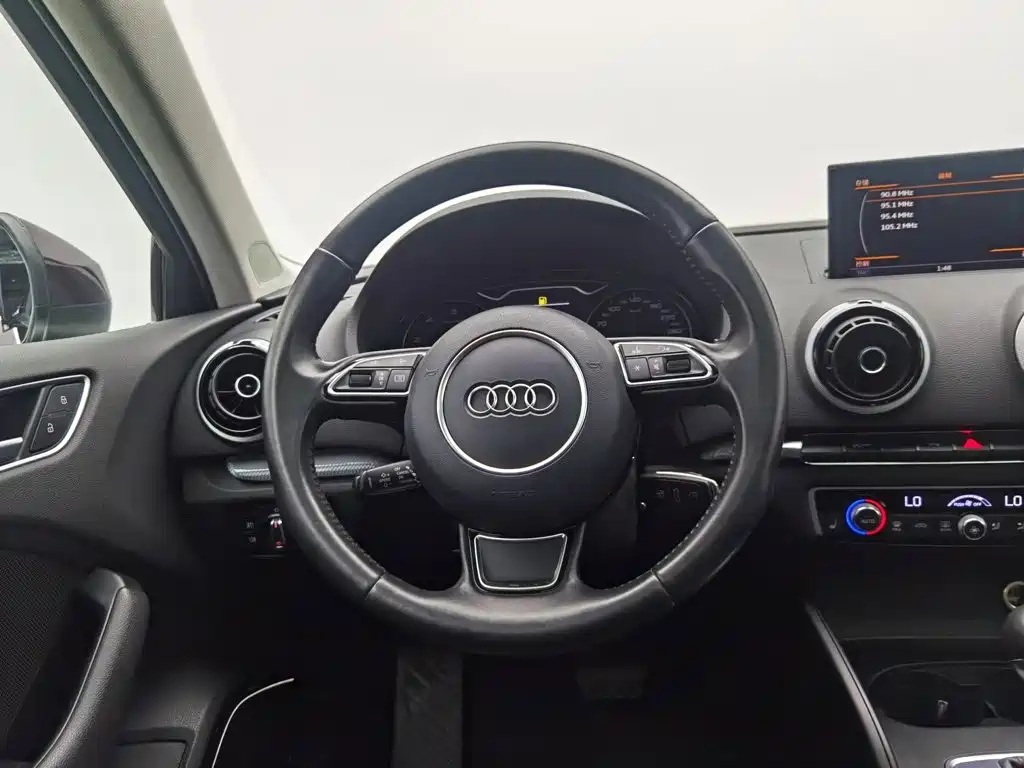 Audi A3 (Import) — миниатюра 11
