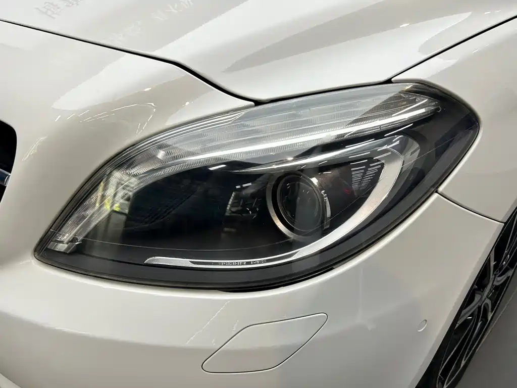 Mercedes-Benz B-Class — миниатюра 17