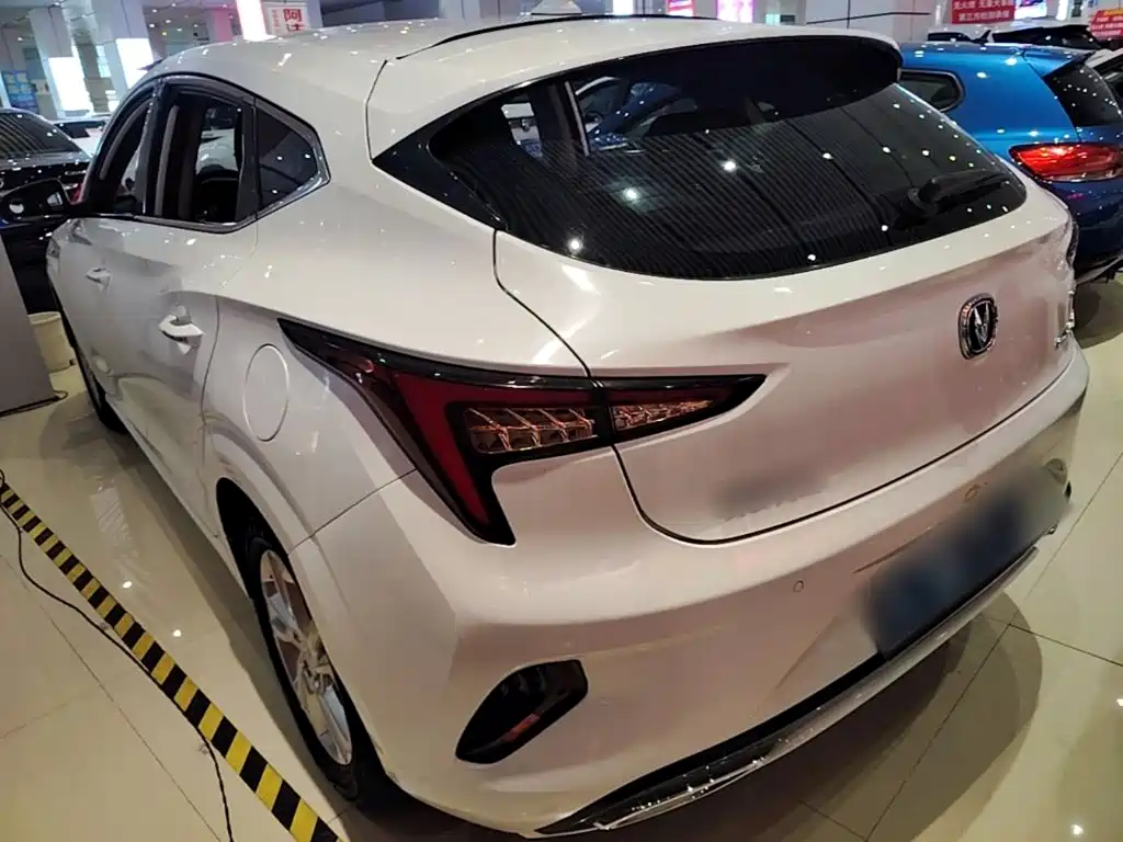 Changan Eado XT — миниатюра 5