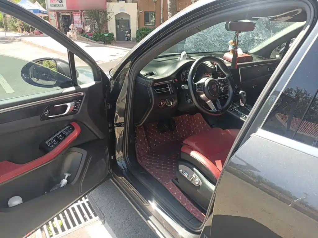 Porsche Macan — миниатюра 17