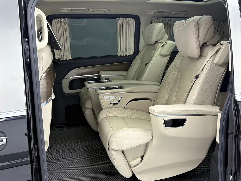 MERCEDES-BENZ V CLASS