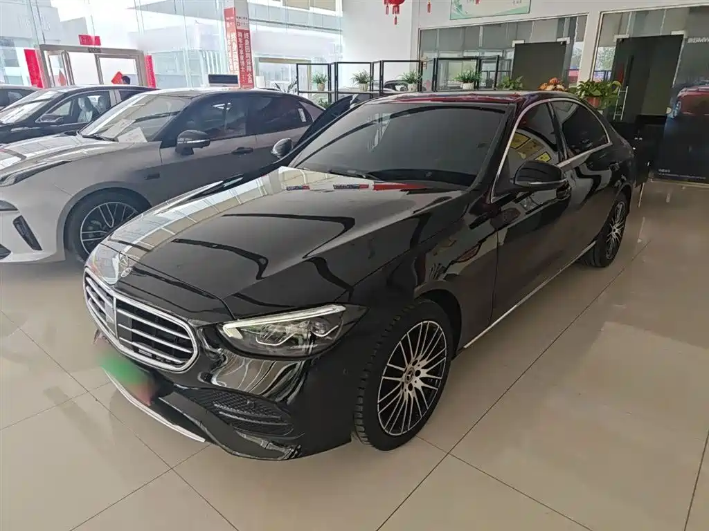 Mercedes-Benz C-Class 2022