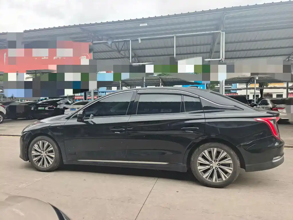 Hongqi E-QM5 2024 610km PLUS