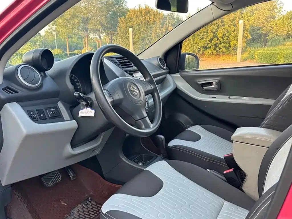 Suzuki Alto — миниатюра 8