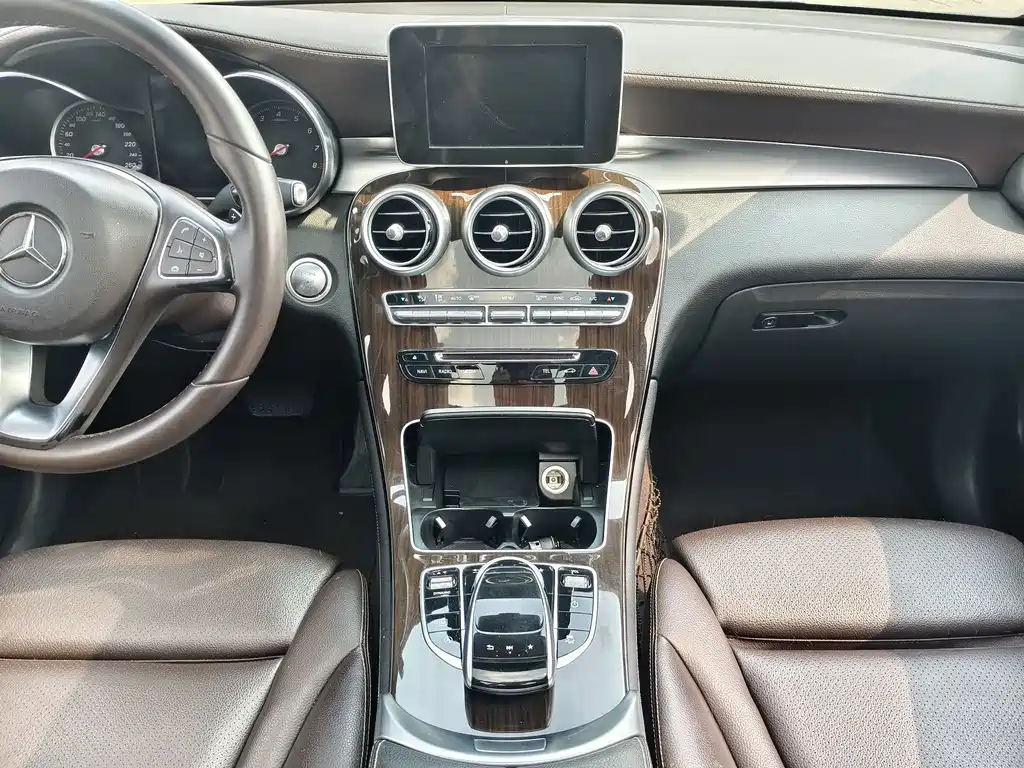 Mercedes-Benz GLC — миниатюра 14