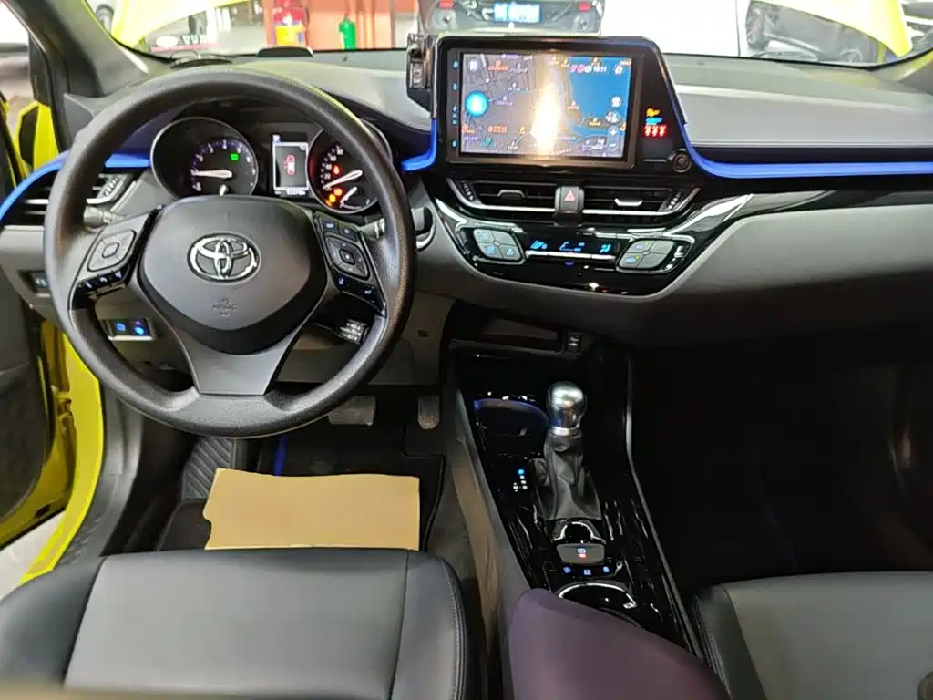 Toyota C-HR — миниатюра 10