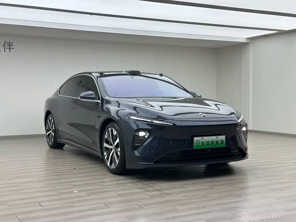NIO NIO ET7