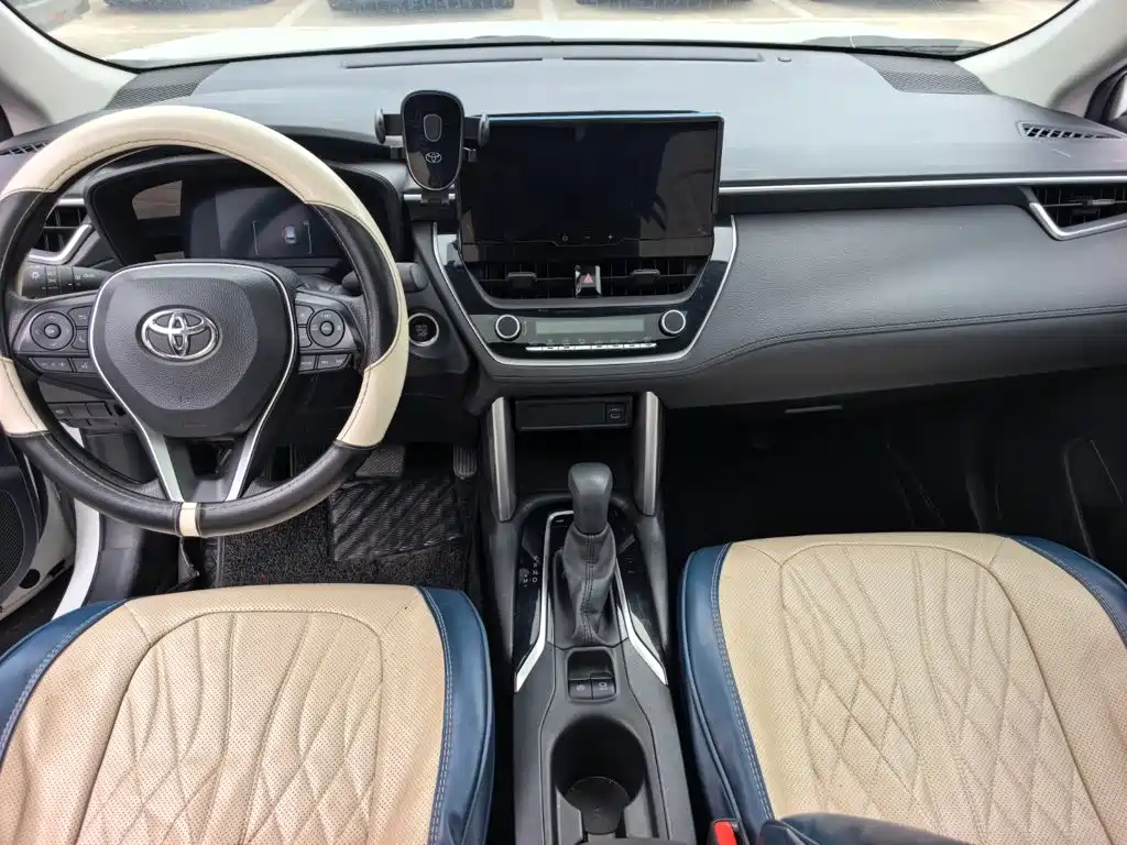 Toyota Frontlander — миниатюра 10