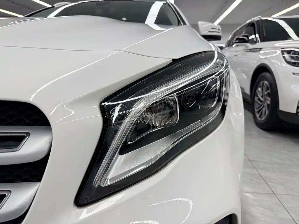 Mercedes-Benz GLA — миниатюра 21