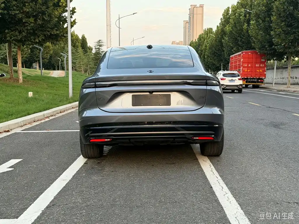 NIO EC6 — миниатюра 5