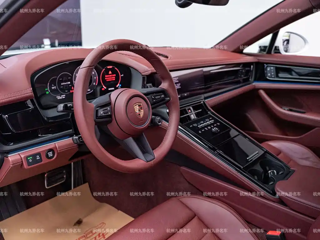 Porsche Panamera — миниатюра 16