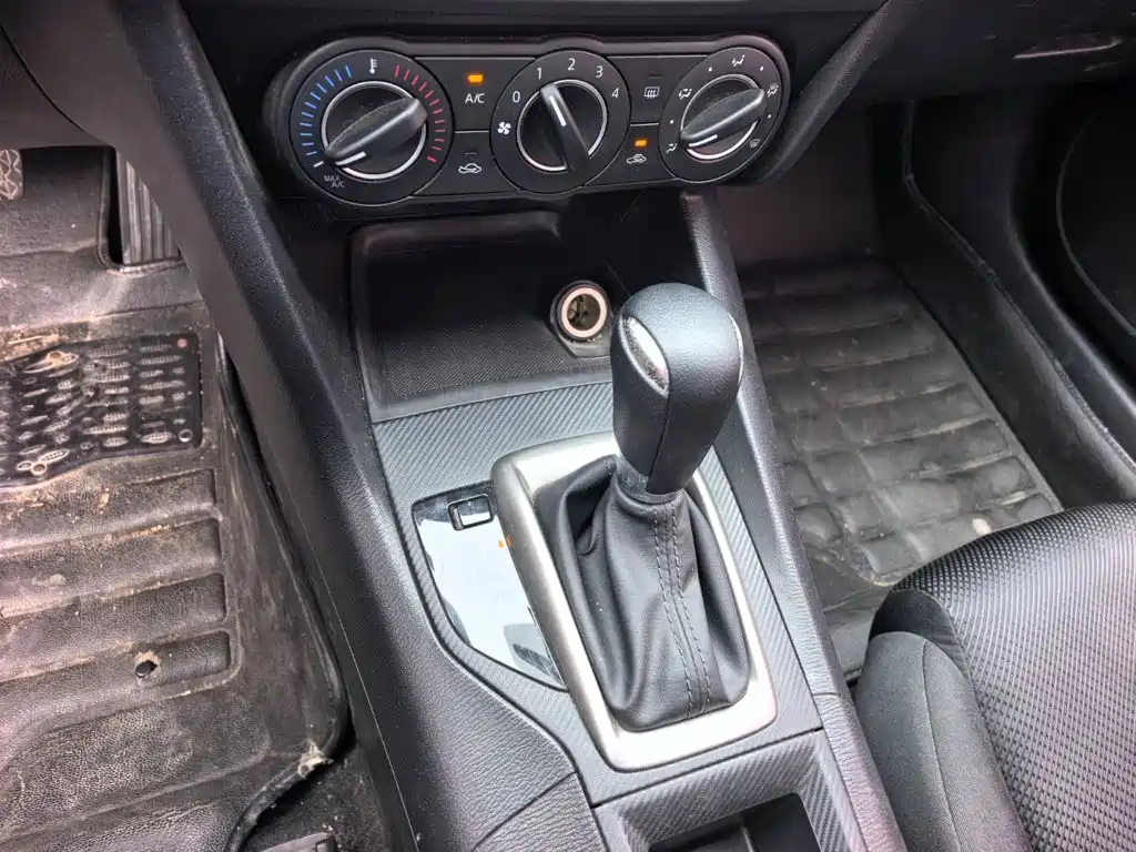 Mazda 3 Axela — миниатюра 14