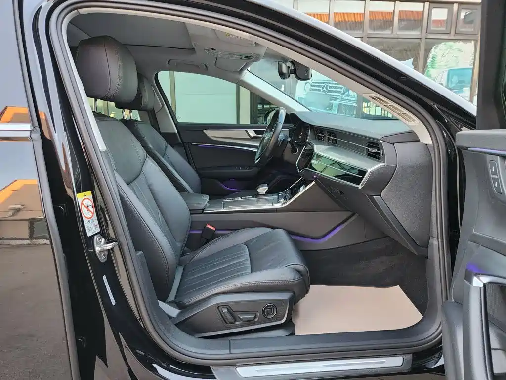 Audi A6L — миниатюра 15