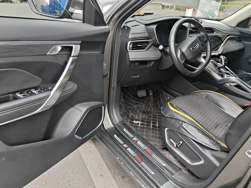 Geely Boyue — миниатюра 12