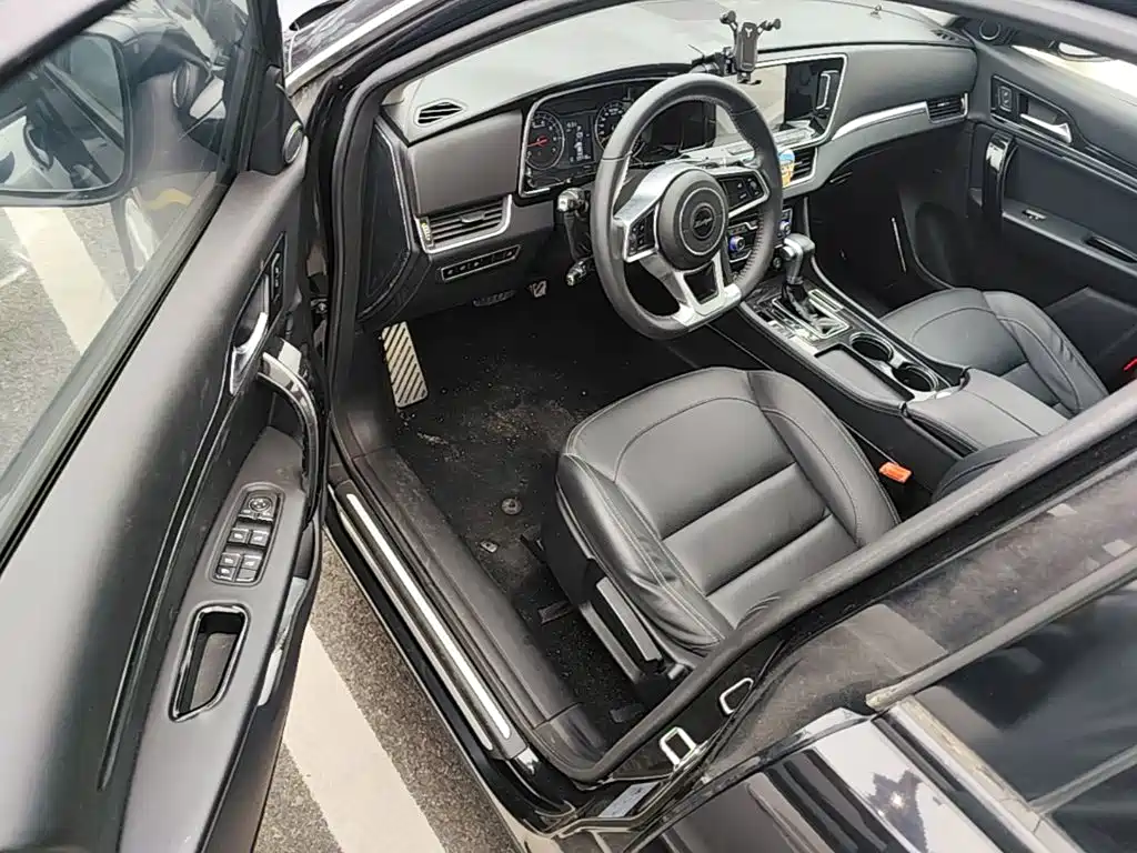 Zotye T600 Coupe — миниатюра 16