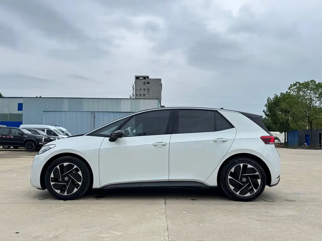 Volkswagen ID.3 — миниатюра 5