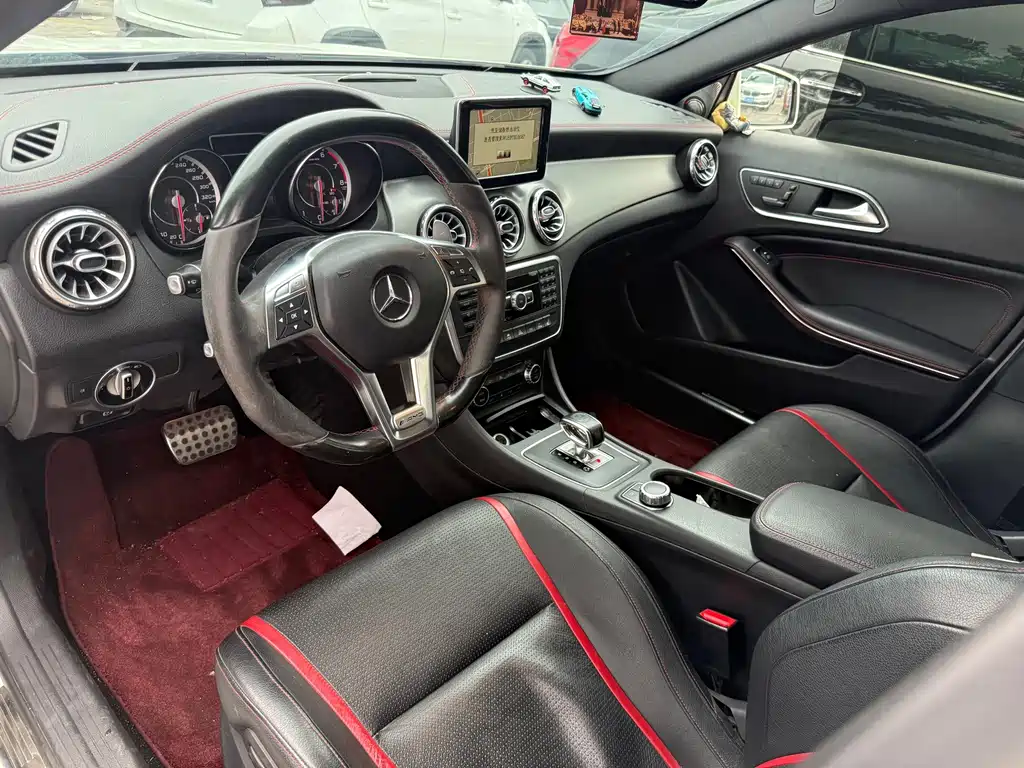 Mercedes-Benz GLA AMG AMG GLA 45 4MATIC, фото 4