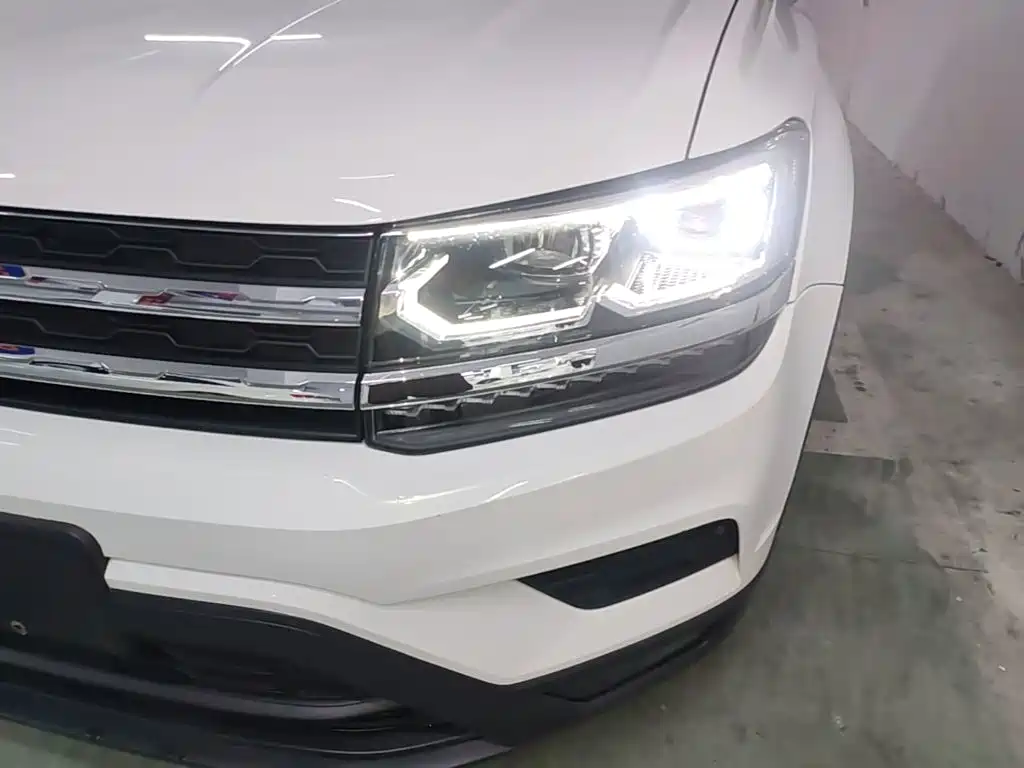 Volkswagen Tharu — миниатюра 24