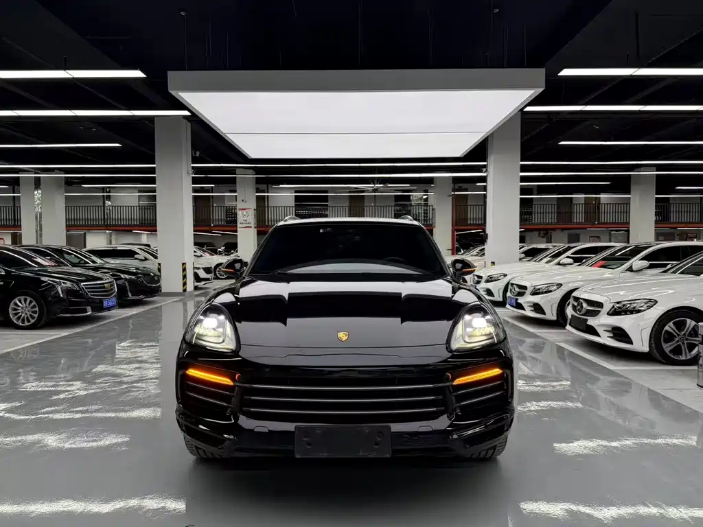 Porsche Cayenne — миниатюра 2