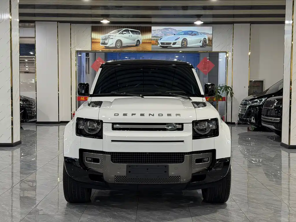 Land Rover Defender — миниатюра 2