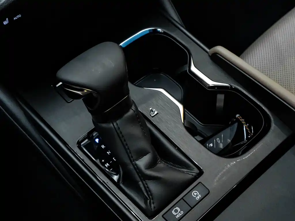 Lexus ES — миниатюра 22