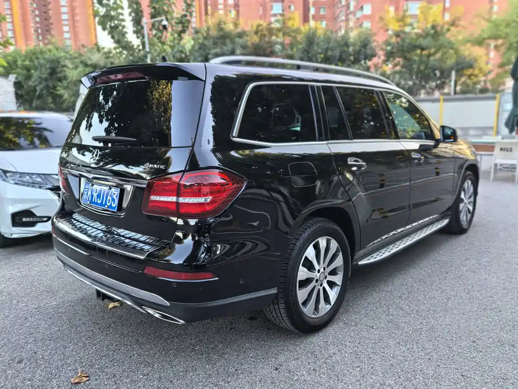 Mercedes-Benz GLS — миниатюра 4