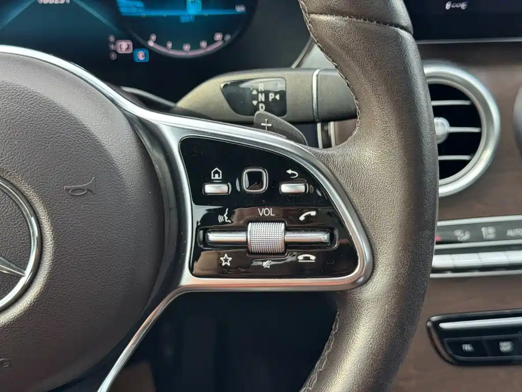 Mercedes-Benz GLC — миниатюра 15