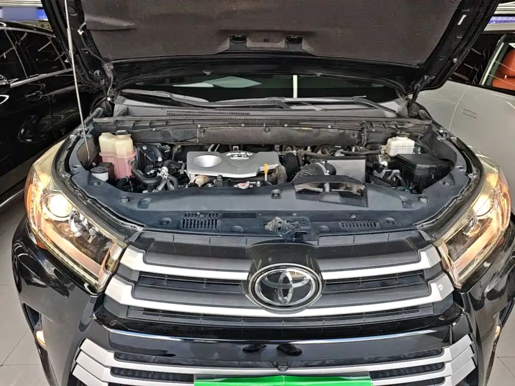 Toyota Highlander — миниатюра 20