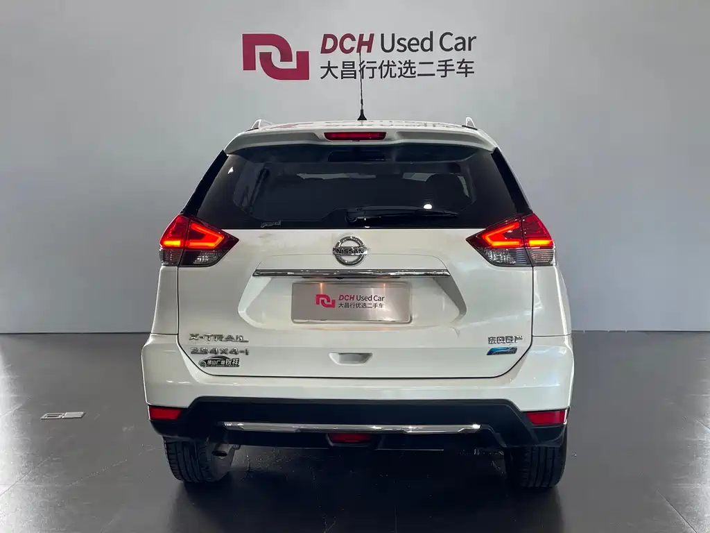 Nissan X-Trail 2017 2.5L CVT Luxury 4WD