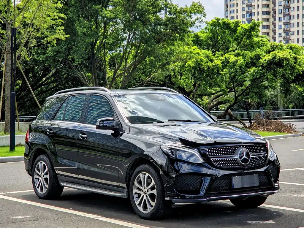 Mercedes-Benz GLE (Import) — миниатюра 9