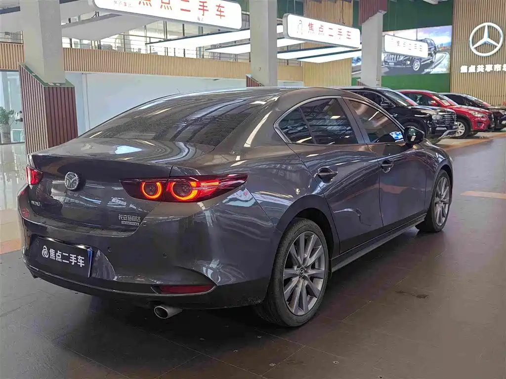 Mazda 3 Axela — миниатюра 5