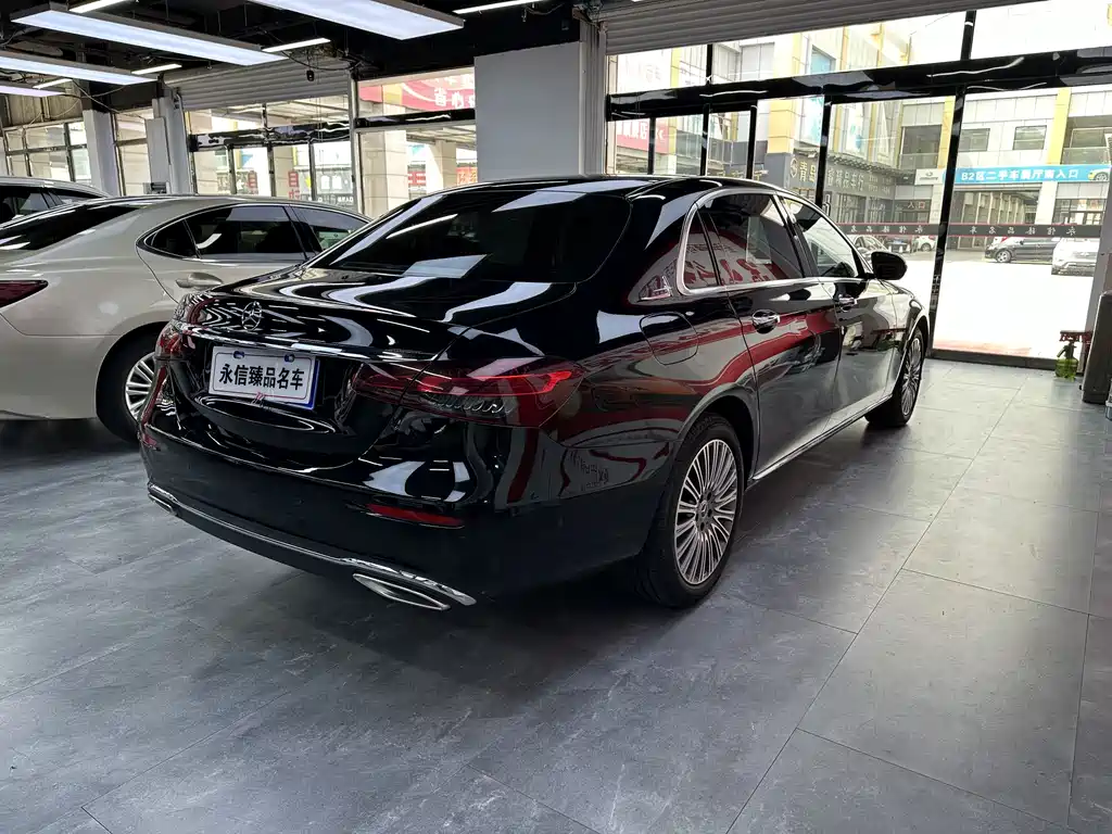 Mercedes-Benz E-Class E 2023 E 300 L Fashion