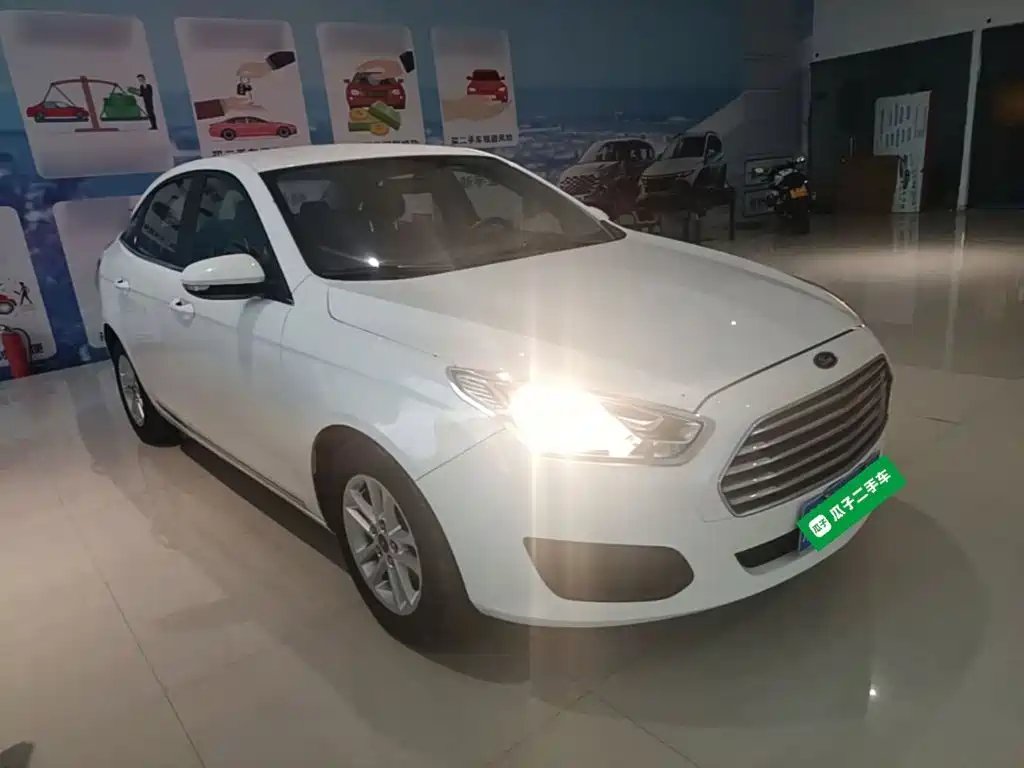 Ford Escort — миниатюра 4