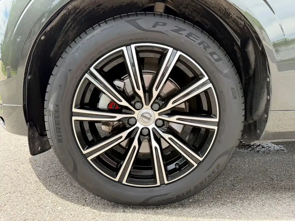 Volvo XC60 — миниатюра 23