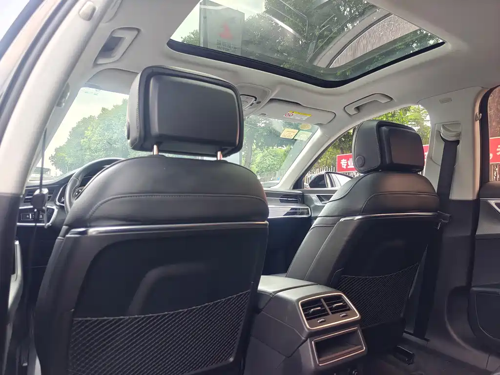 Audi A6L — миниатюра 13