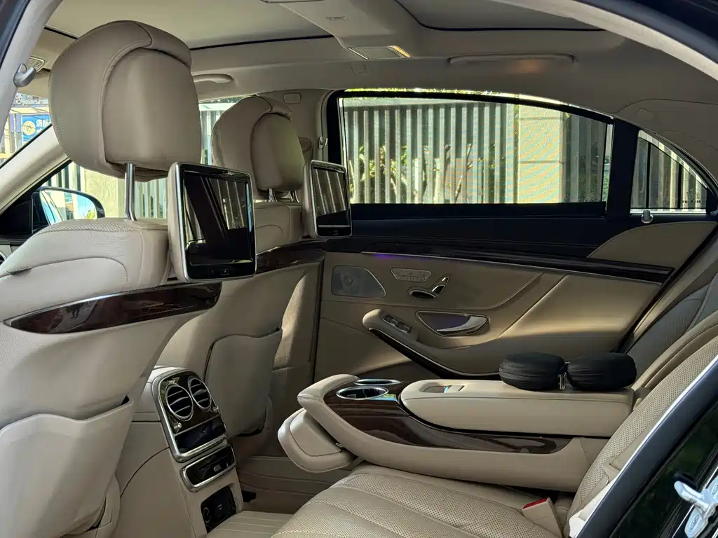 Mercedes-Benz S-Class — миниатюра 6