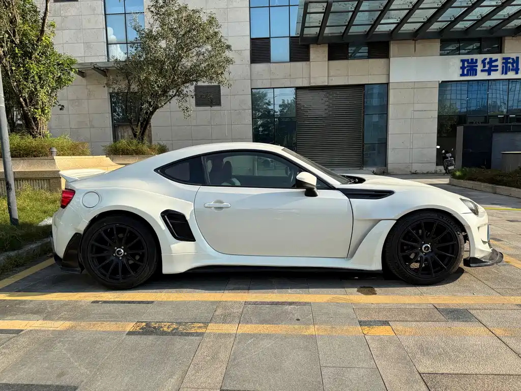 Toyota 86 — миниатюра 7