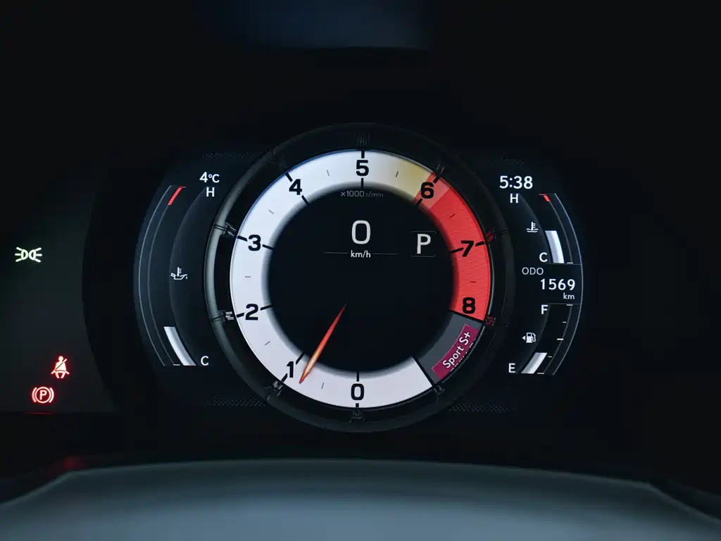 Lexus IS 2025 5.0L AT
