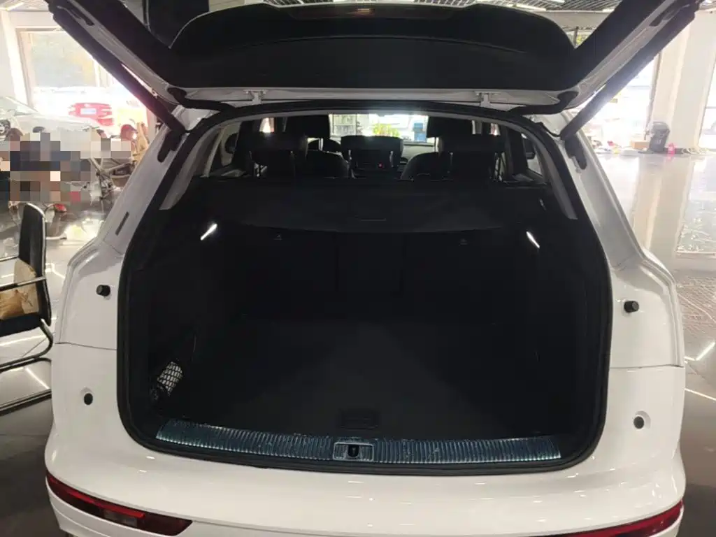 Audi Q5L — миниатюра 19