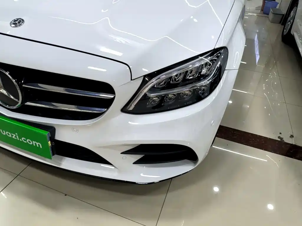 Mercedes-Benz C-Class — миниатюра 24