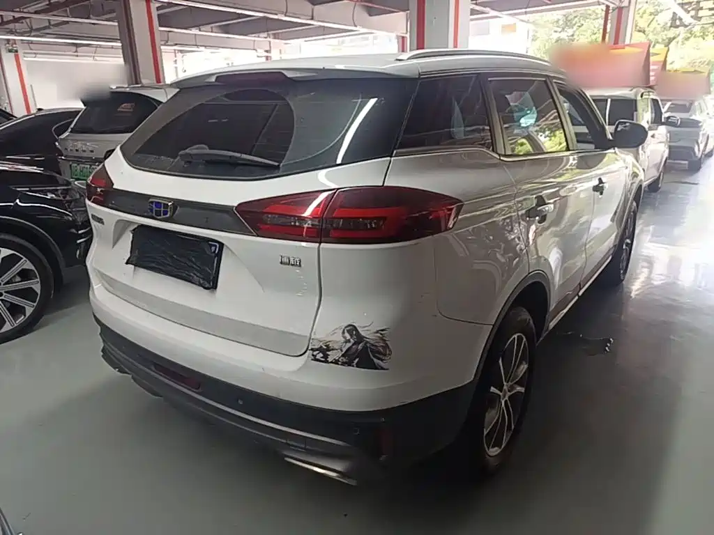 Geely Boyue — миниатюра 7