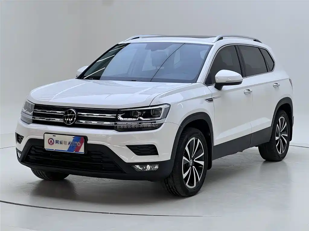 Volkswagen Tharu