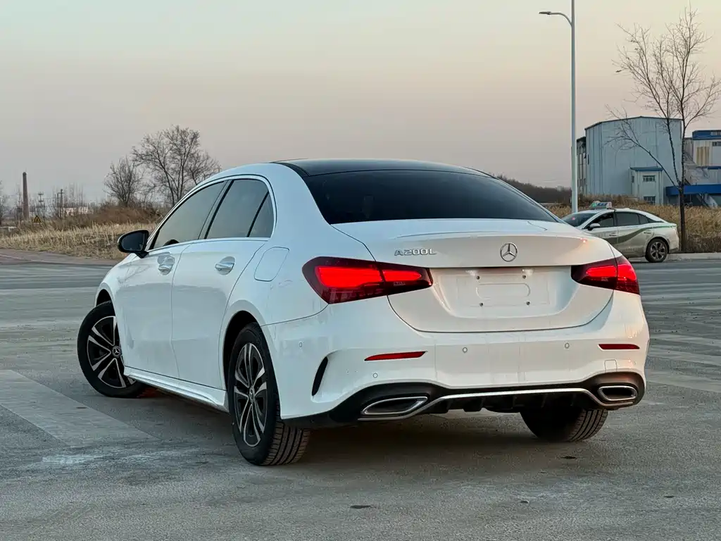 MERCEDES-BENZ A CLASS