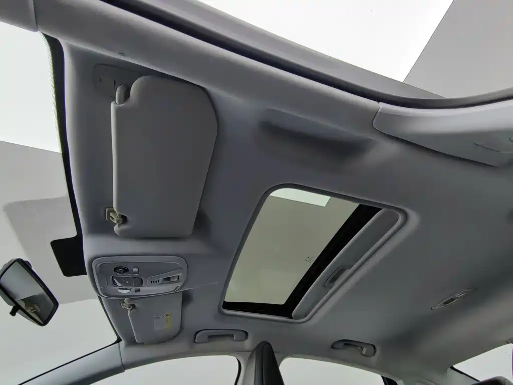 Peugeot 308 — миниатюра 14
