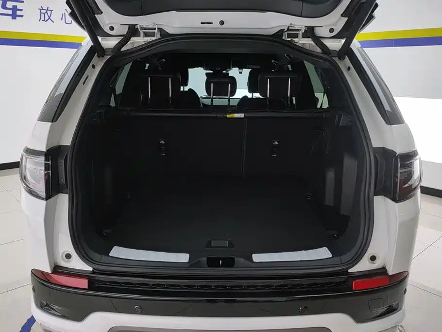 Land Rover Discovery Sport — миниатюра 4