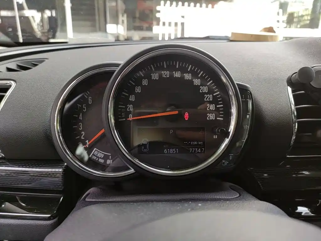MINI Mini Clubman — миниатюра 12
