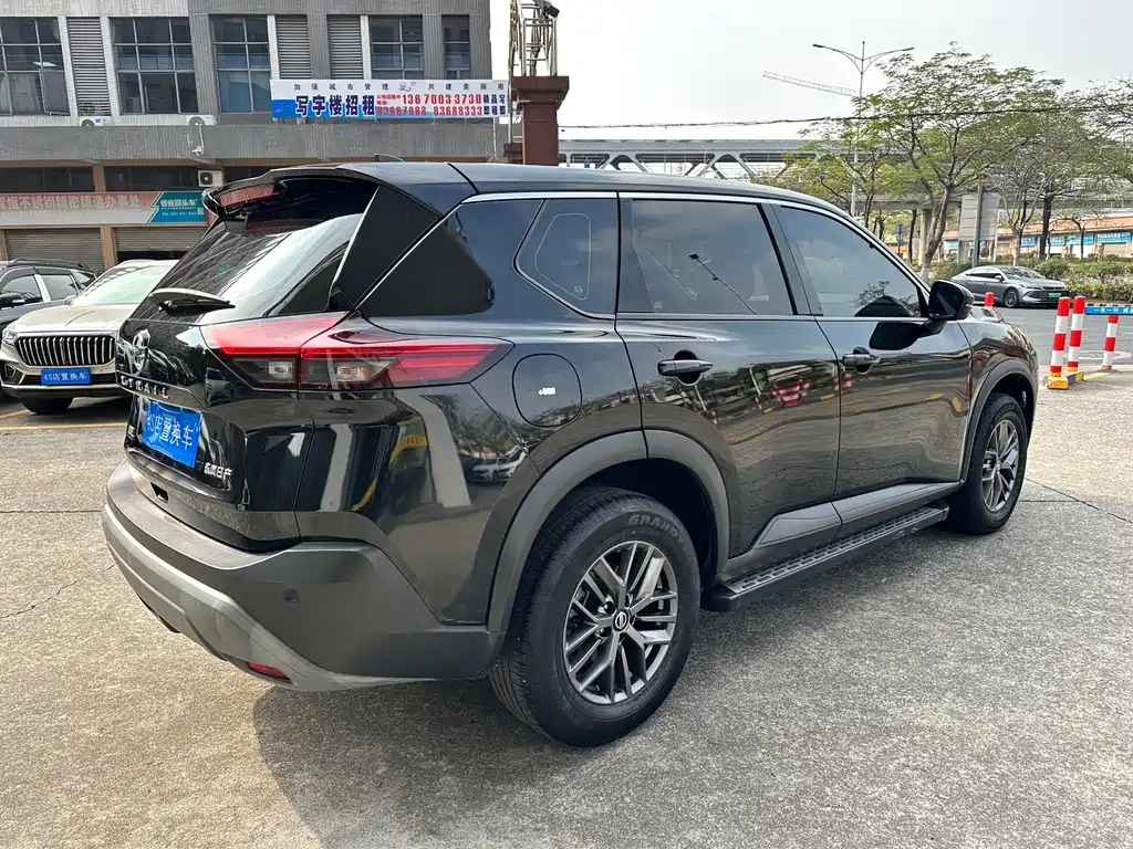 NISSAN QIJUN
